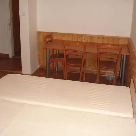 Hétvégi ház Bucharka